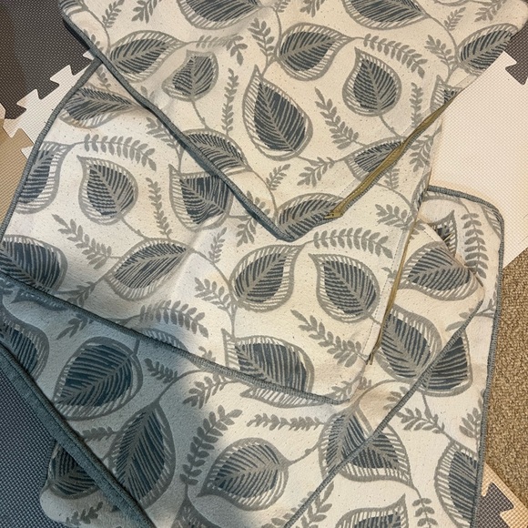 Other - Leaf Patterned Pillowcases